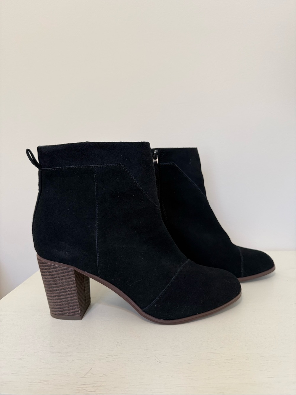 Toms Lunata Black Suede Booties Women’s 10 Wood Heel 3in - Picture 3 of 14